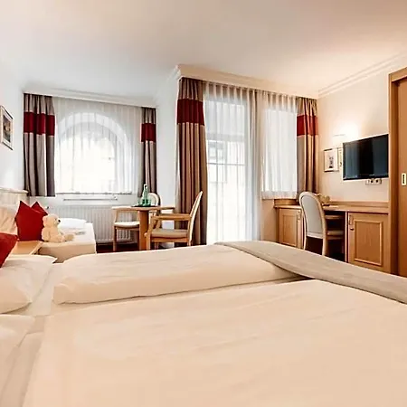 Hotel Heart Himmelberg 3*
