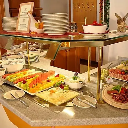 Hotel Heart Himmelberg 3*